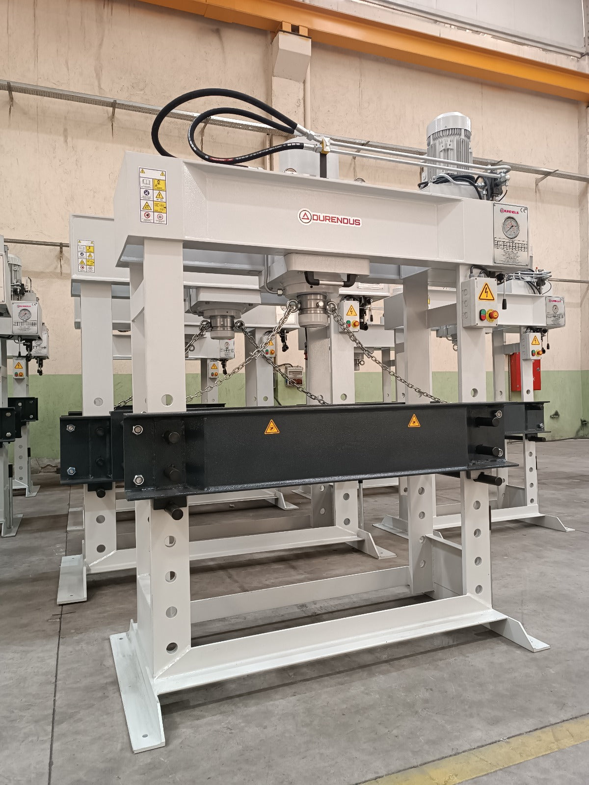 Pressa per lamiera Durendus Serie DW Pressa Idraulica 100 Ton con cilindro Scorrevole