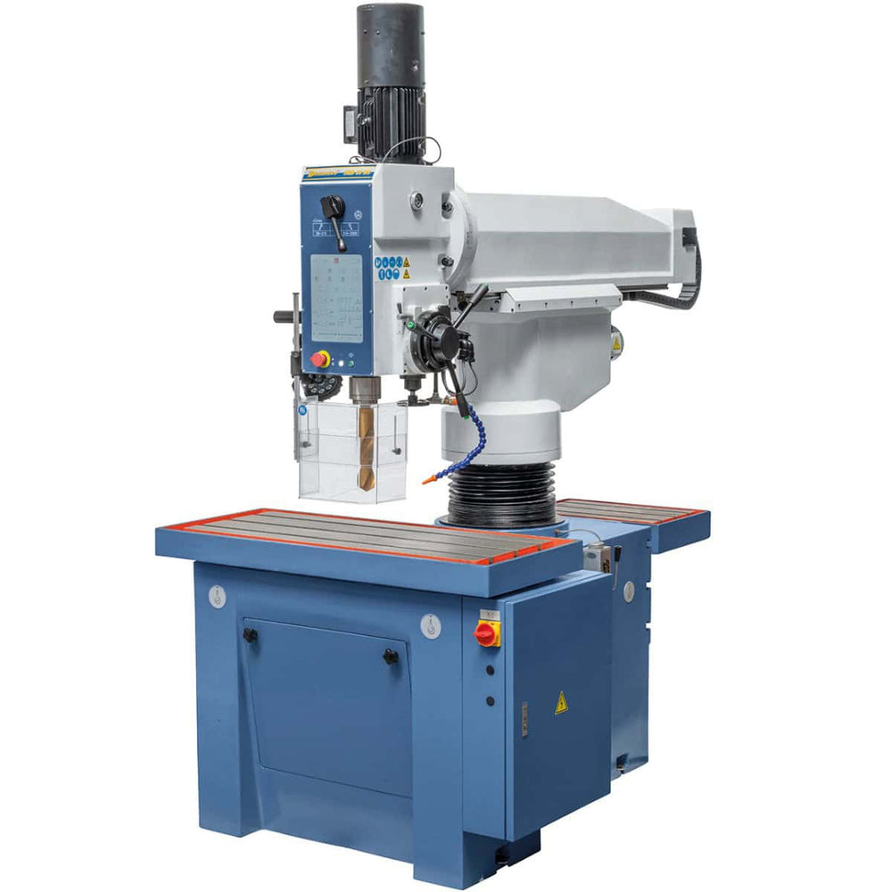 Trapano radiale Bernardo SRB 50 NC con tavola 1200 x 500 mm, controllo Bohtronic, avanzamento servoassistito e regolazione elettromotorizzata della testa.