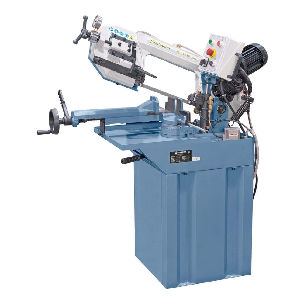 Sega a nastro orizzontale Bernardo MCB 210 eco con braccio in ghisa, morsa rapida e dispositivo refrigerante, ideale per taglio metalli e profili.