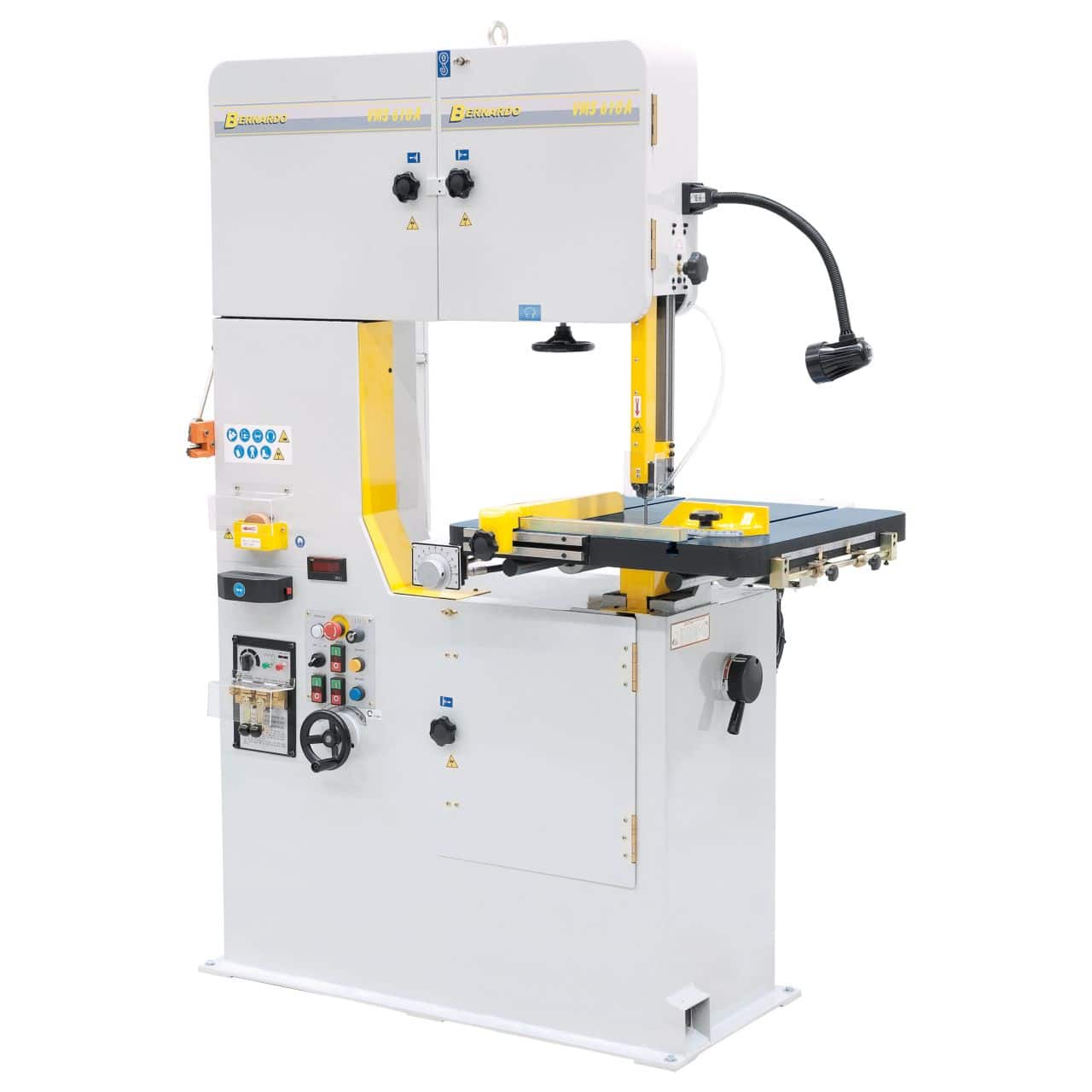 Sega a nastro verticale Bernardo VMS 610 A con tavolo in ghisa inclinabile, avanzamento automatico, saldatrice lama e display LED.