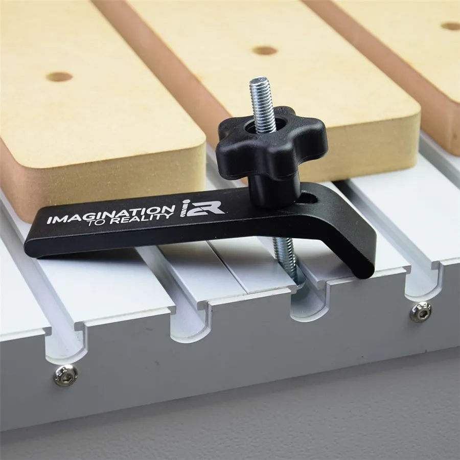Pantografo CNC IGM i2R A24 – campo trabajo 610 × 1.220 mm