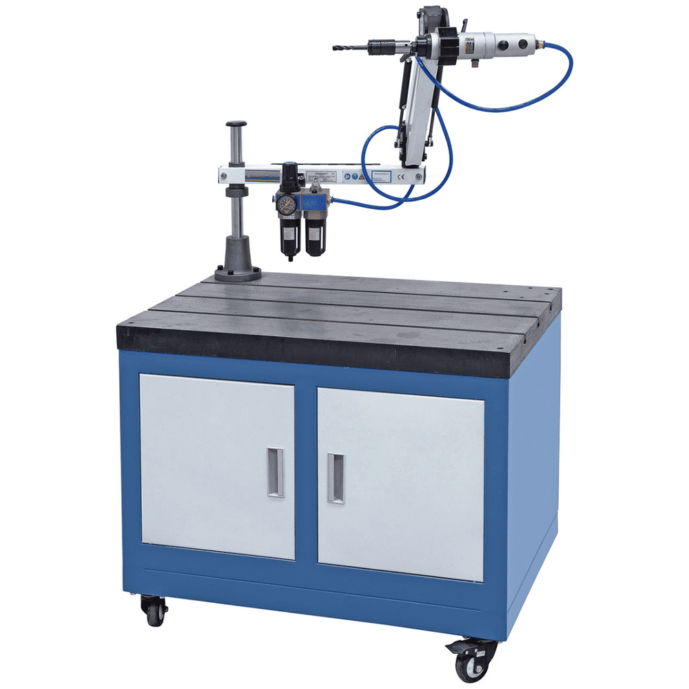 Bernardo Filettatrice pneumatica TM 16 P / R 1000 con braccio snodato 1000 mm, mandrino rapido di sicurezza e motore inclinabile 0°–90°.
