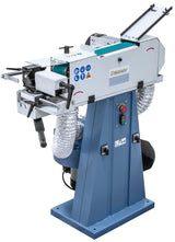 Levigatrice a nastro industriale Bernardo KBR 75 x 1500 DC-2 con aspirazione integrata, indicata per tubi, profili e superfici metalliche.