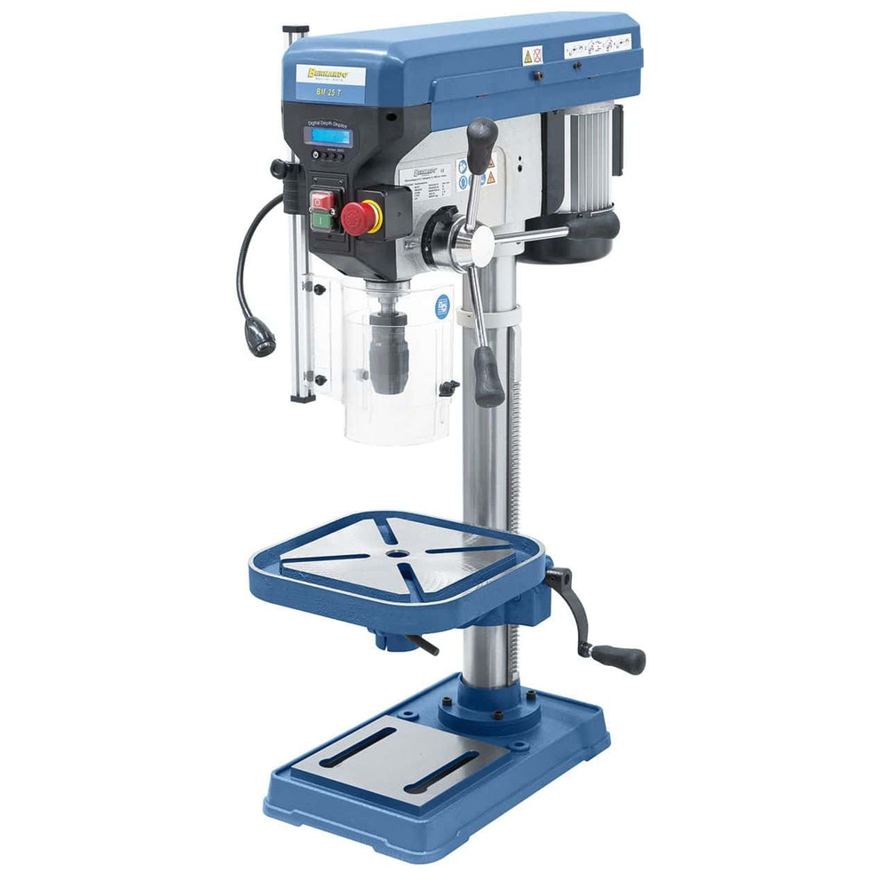 Trapano da banco Bernardo BM 25 T con mandrino autoserrante, display digitale e piano inclinabile, ideale per forature precise fino a 25 mm in acciaio