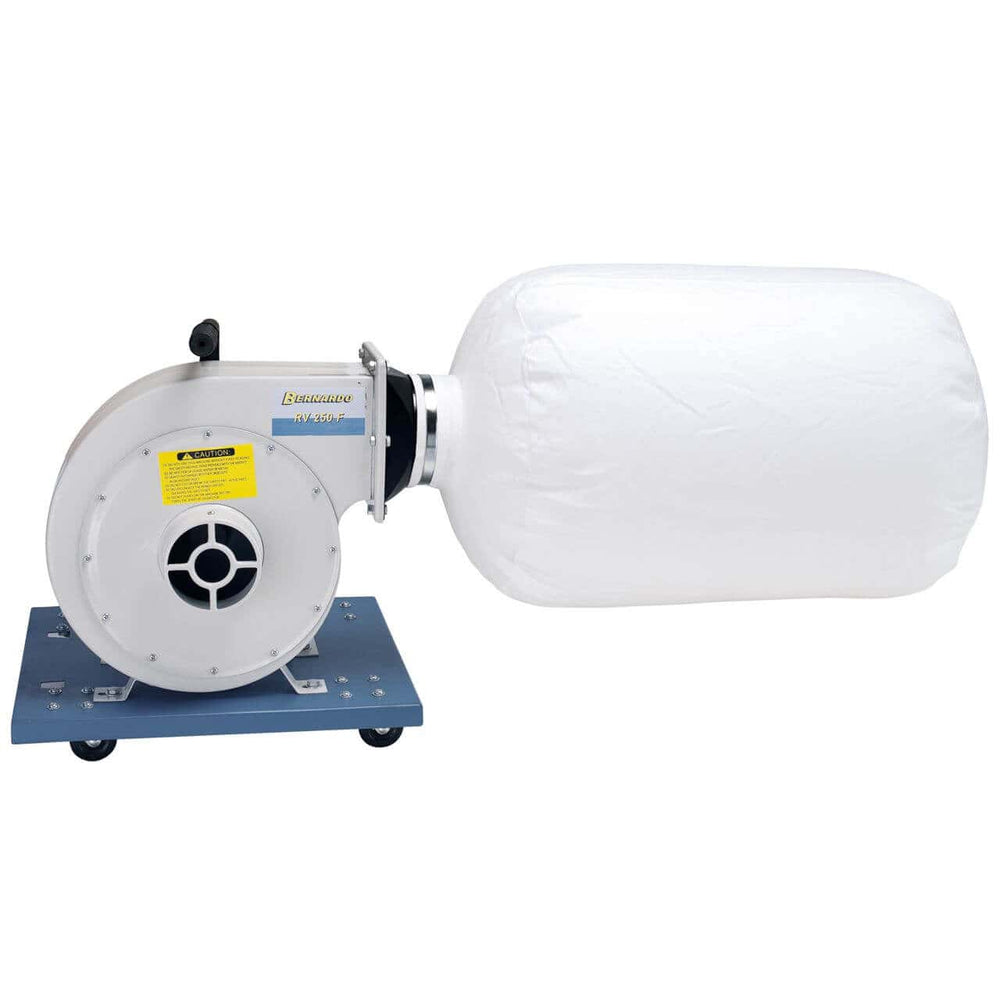 Ventilatore centrifugo portatile Bernardo RV 250 F con base mobile, maniglia di trasporto e sacco filtro, ideale per l’aspirazione di trucioli e polveri leggere.